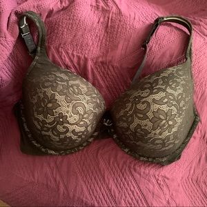 Black floral lace bra